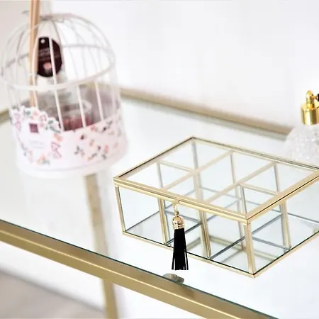 Le Glamour *studio *parking Prive* *wifi*calme* *